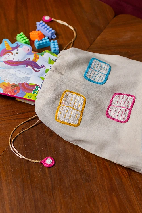 Samoolam Book Lovers Gift Bag - Image 5