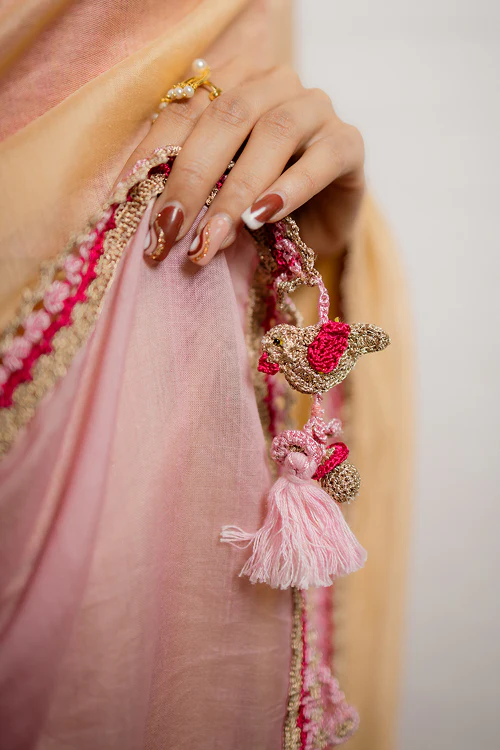 Samoolam Champagne & Blush Lavanya handwoven sarees - Image 4