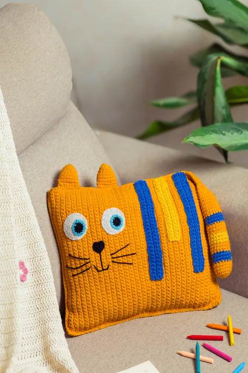 Samoolam Clever Cat Cushion - Image 4
