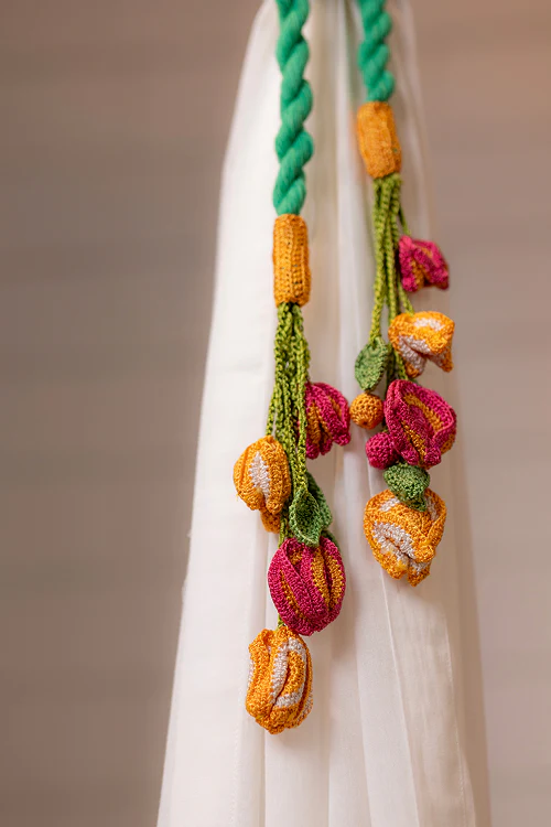 Samoolam Curtain Tie Backs (Set of 2) - Kono Bougainvillea Bunch - Image 2