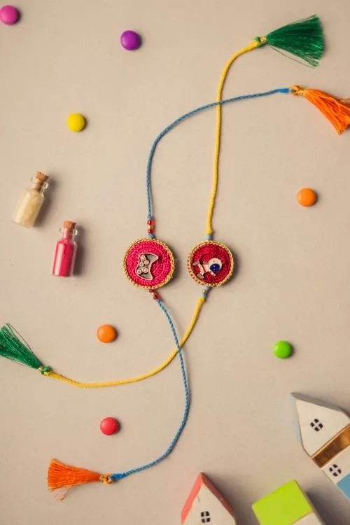 Samoolam Digial Star Kids Crochet Rakhi (Set Of 2) - Image 4