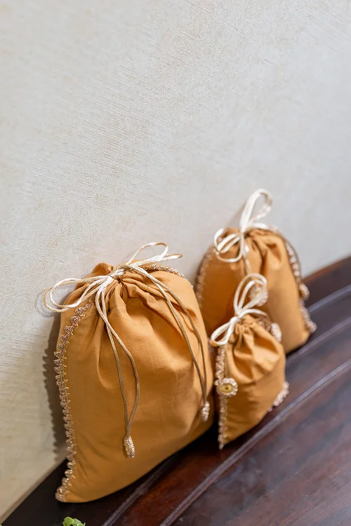 Samoolam Festive Gift Pouch (Set Of 3) - Neutral - Image 5