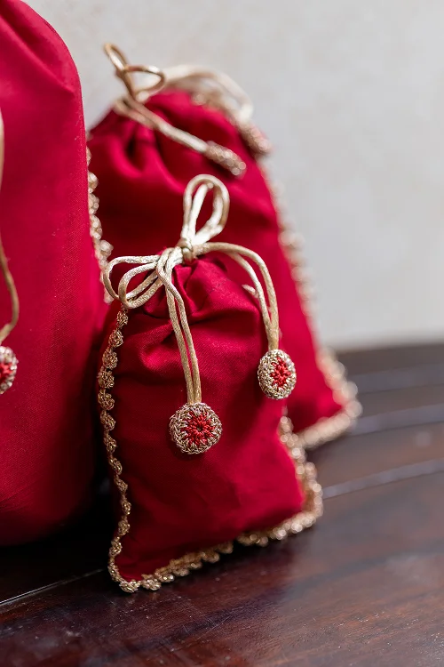 Samoolam Festive Gift Pouch (Set Of 3) - Red - Image 2