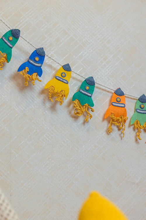 Samoolam Fly Me To The Moon ~ Kids Bunting - Image 4