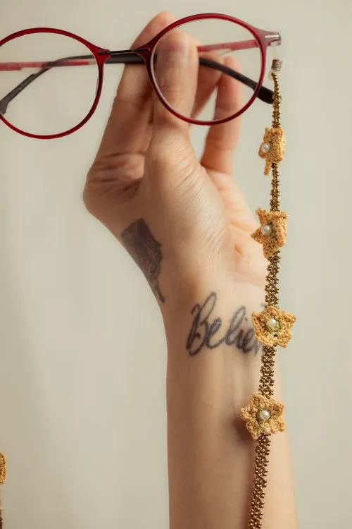Samoolam Golden Pearl Spec Chain - Image 4