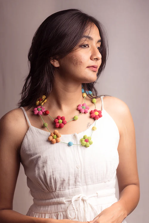 Samoolam Gulnaar Colorful Daisy - Bead String Necklace - Image 5