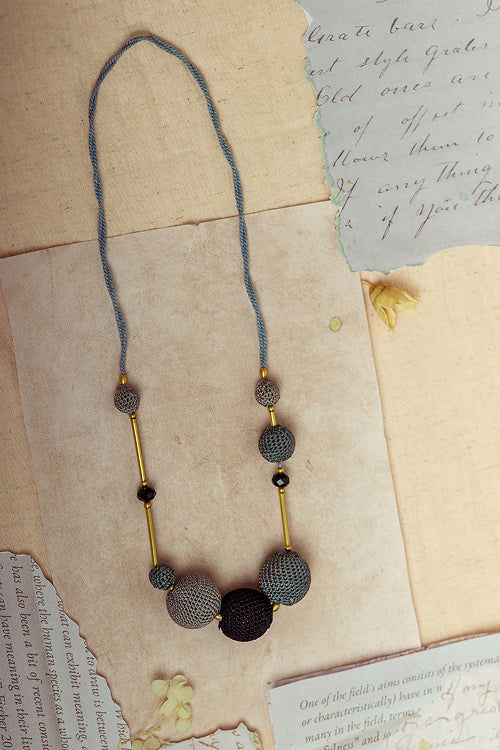 Samoolam Gulnaar Grey - Mystic Bead Necklace - Image 4