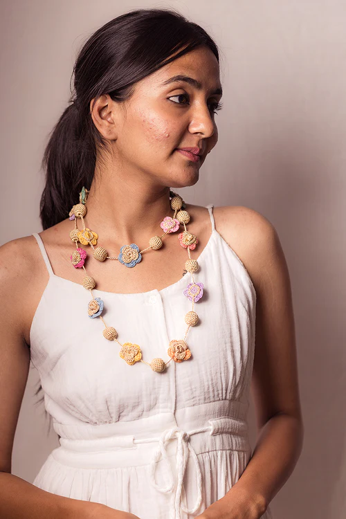 Samoolam Gulnaar Zari Spring Roses - Bead String Necklace - Image 3