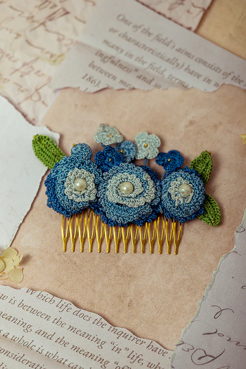 Samoolam Guncha Blue Daisy Bush - Hair Comb Pin - Image 3