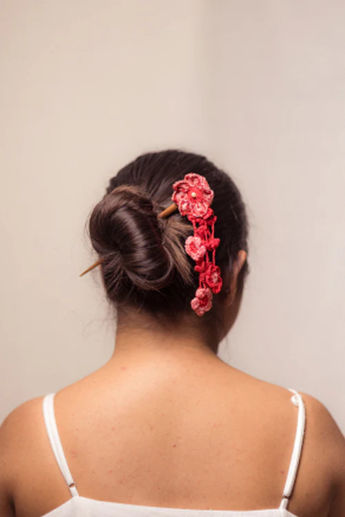 Samoolam Guncha Coral Red Aster Bunch - Hairstick - Image 3