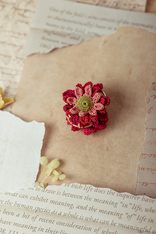 Samoolam Guncha Dahlia Labyrinth - Hair Clutch - Image 2