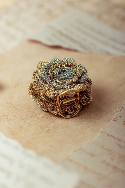 Samoolam Guncha Gold Silver Rosy - Hair Clutch - Image 2