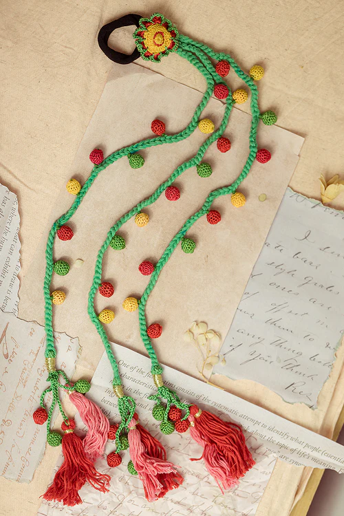 Samoolam Guncha Multicolored Bead Parandi - Image 2