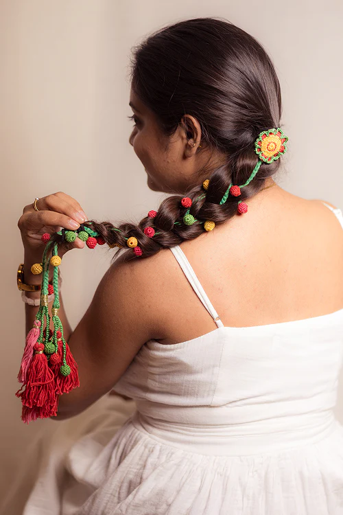 Samoolam Guncha Multicolored Bead Parandi - Image 3