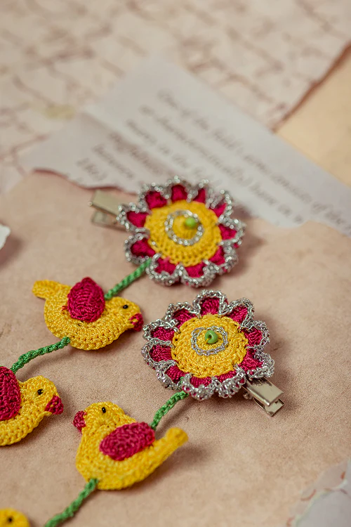 Samoolam Guncha Yellow Birdies And Bloom - Hair Clips - Image 2