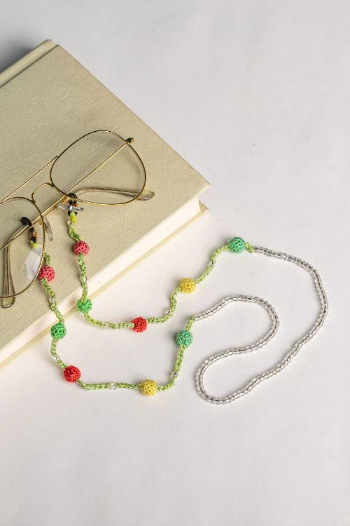 Samoolam Handmade Crochet Beaded Spec Chain-Multicolour - Image 3