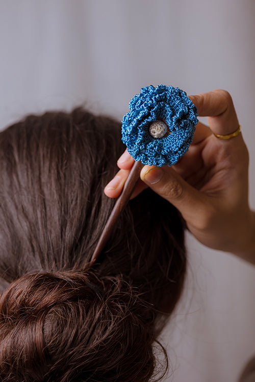 Samoolam Handmade Crochet Hairstick ~ Blue Poppy