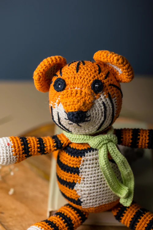 Samoolam Handmade Curious Tiger Cuddle Toy - Image 2