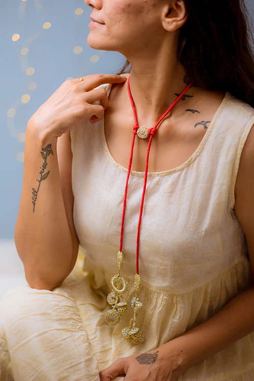 Samoolam Ornate Shimmer Bird Necklace - Image 3