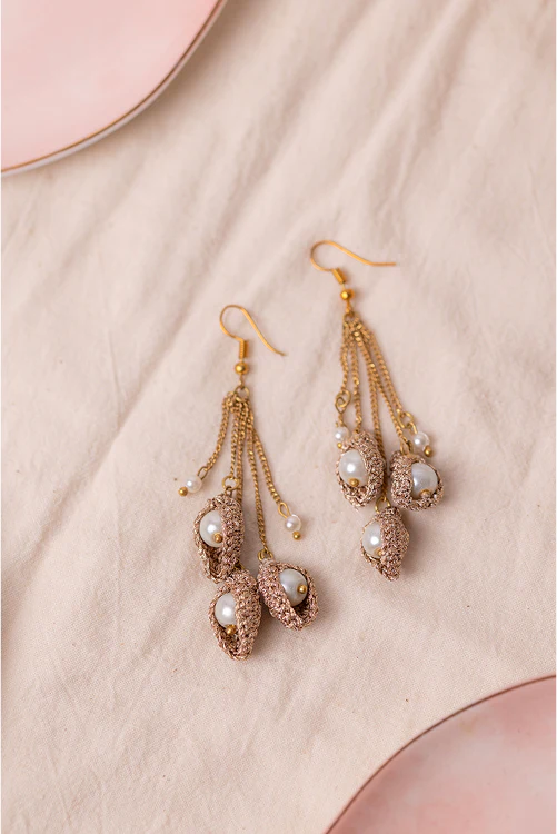 Samoolam Pearl Cluster Drop Earrings - Image 3