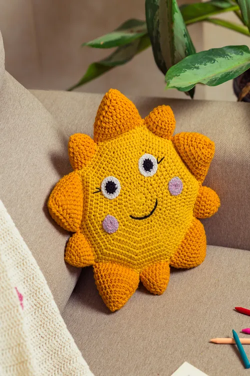 Samoolam Sunny side up cushion - Image 5