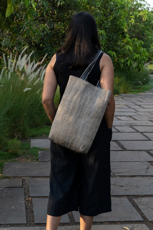 Saral Hand Woven Tote Bag - Image 3