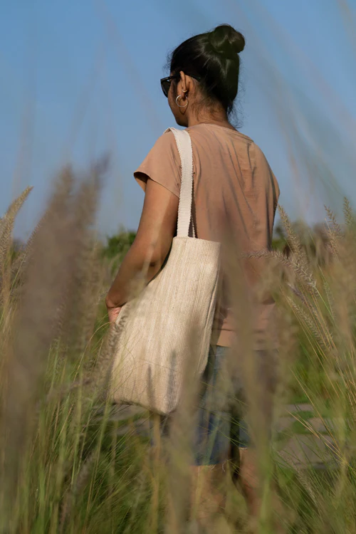 Saral Hand Woven Tote Bag - Image 5