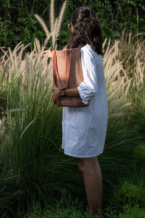 Saral Hand Woven Tote Bag - Image 8