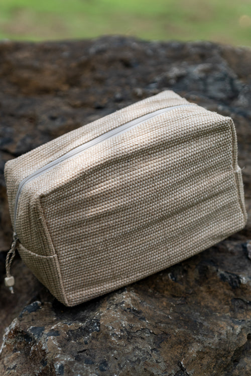 Saral Hand-Woven Wide Pouch - Image 13
