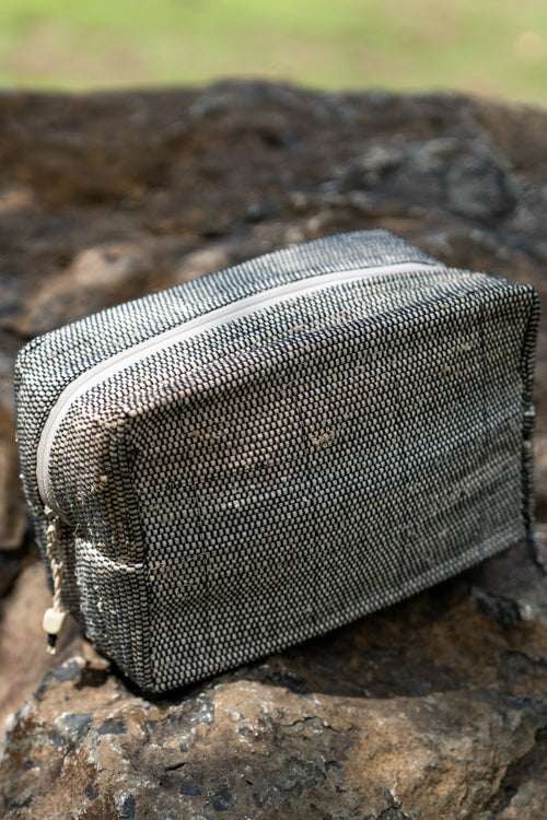 Saral Hand-Woven Wide Pouch - Image 4