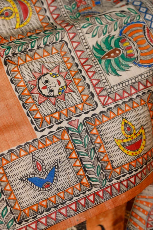 Diorama Designs Madhubani Hand-painted Shiv Parvati Silk Saree - Image 5