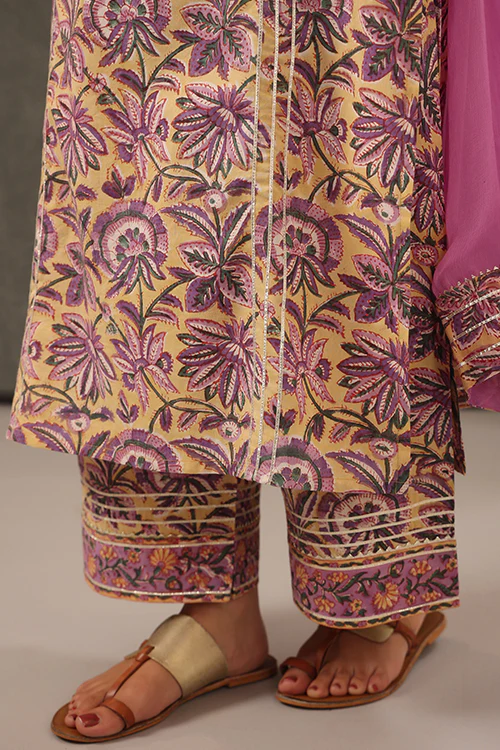 Shuddhi Lilac Pink And Crayole Full Set - Image 6