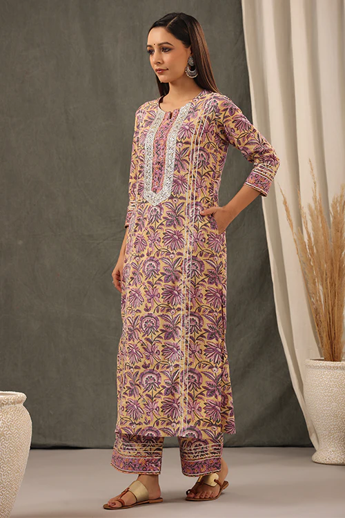 Shuddhi Lilac Pink And Crayole Full Set - Image 7