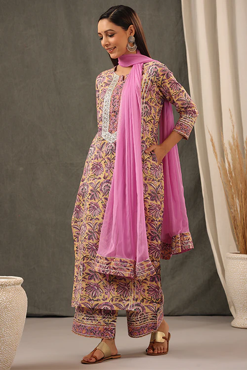 Shuddhi Lilac Pink And Crayole Full Set - Image 9