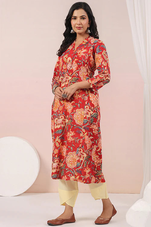 Shuddhi Red And Green Semi Aline - Image 6