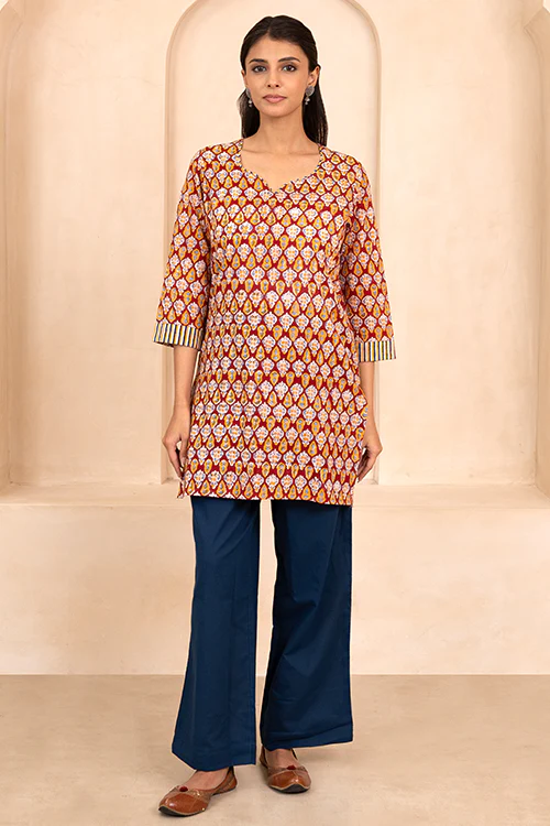 Shuddhi Red Handblock Printed Short Kurti - Image 2