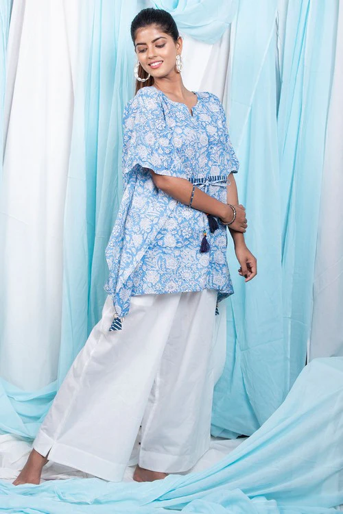 Shuddhi Sky blue printed short kaftan. - Image 5
