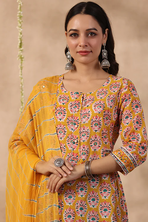 Shuddhi Yeallow And Blue 2 Piece Set - Image 14