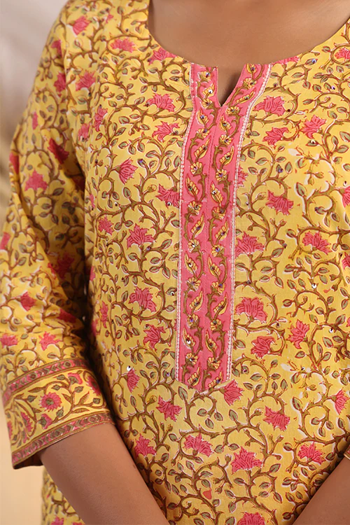 Shuddhi Yellow And Pink Kurta - Image 2
