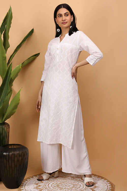 Shwet Women Cotton White Chikankari Kurta - Image 5
