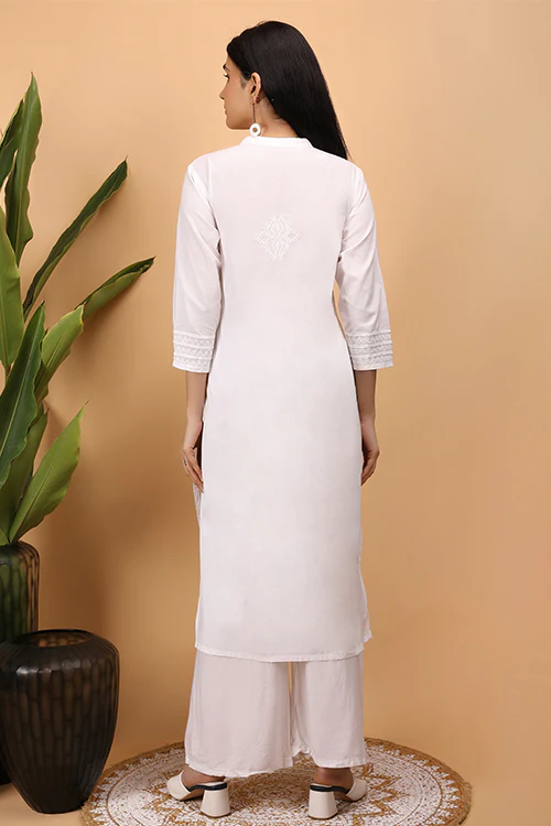 Shwet Women Cotton White Chikankari Kurta - Image 6