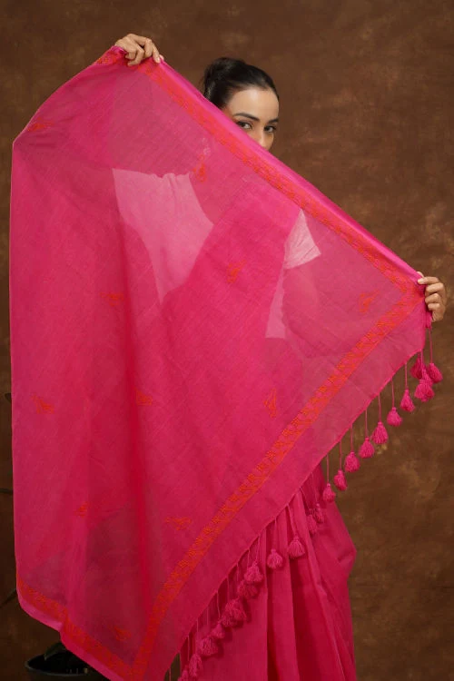 Shwet Women Mgenta Pink Hand Embroidered Chikankari Mulmul Saree - Image 6