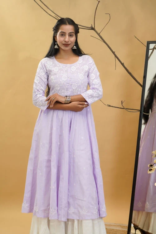 Shwet Women Purple Hand Embroidered Chikankari Shrug - Image 7
