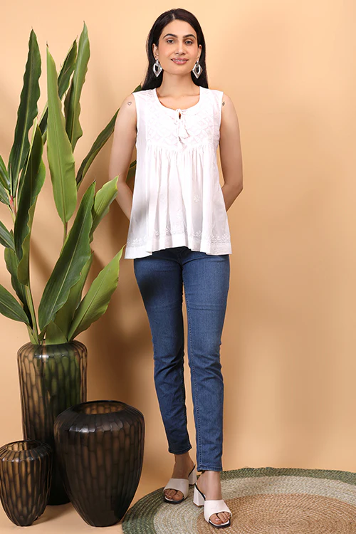 Shwet Women  White  Chikankari Sleevless  Yoke Top - Image 6