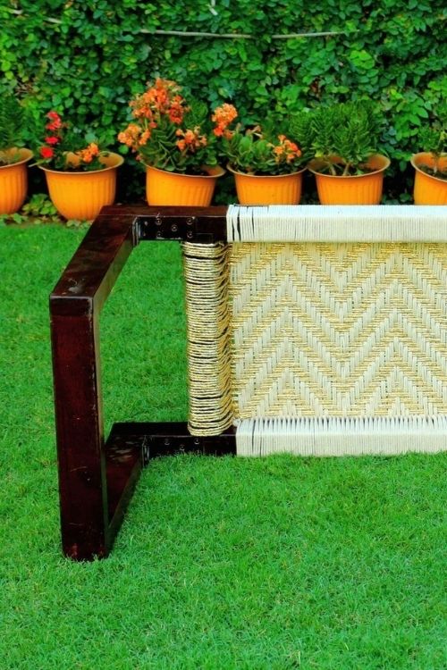 Sirohi Siya Cotton & Gold Plastic Wooden Bench - Image 4