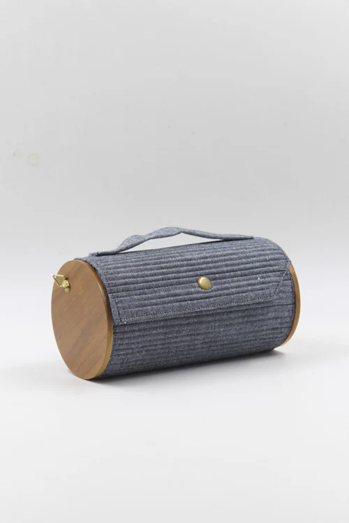 Lukka Chuppi Slate Round Clutch - Single Sleeve - Image 6