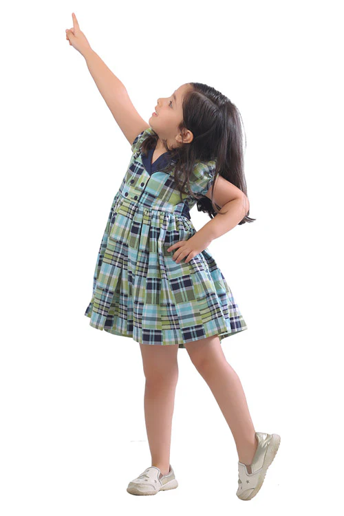 Soleilclo "Chic & Charming" Lapel Collar Cotton Dress - Image 7