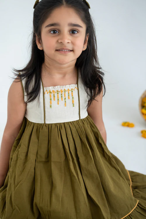 Soleilclo "Green Hand Embroidered Cotton Sleeveless Dress"