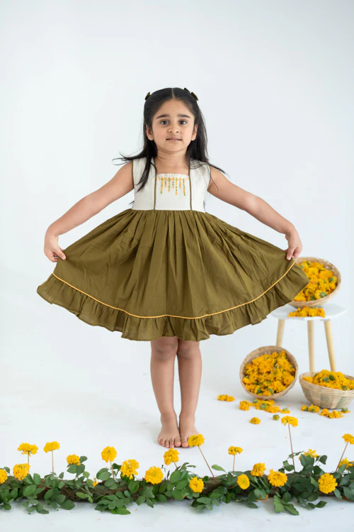 Soleilclo "Green Hand Embroidered Cotton Sleeveless Dress" - Image 2