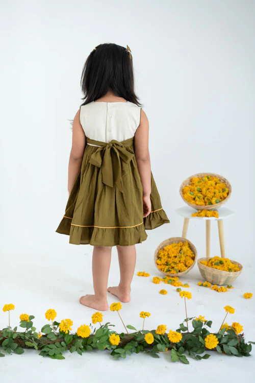 Soleilclo "Green Hand Embroidered Cotton Sleeveless Dress" - Image 5